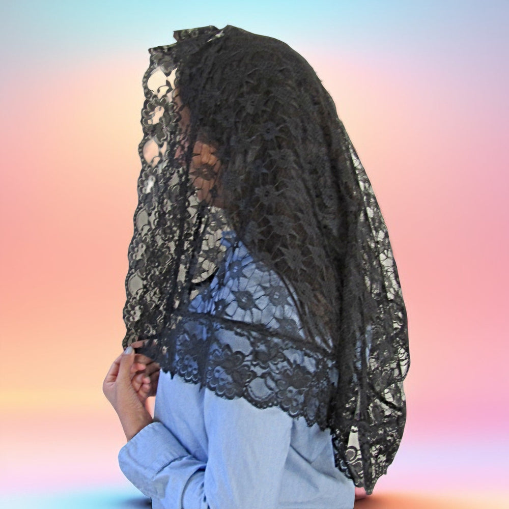 Mantilla with lace trim - Black (free shipping)