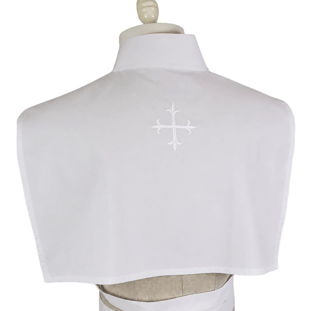 Front-Wrap Amice with Ties — White or Red Crucifix - JMJ Catholic Productsvariant