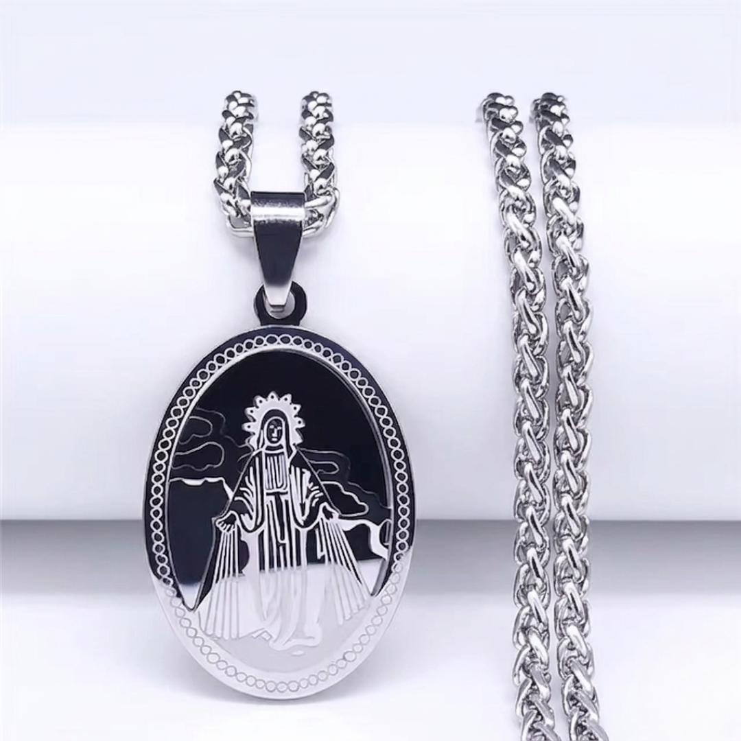Virgin Mary Oval Pendant Necklace – Silver Stainless Steel (60 cm Chain)