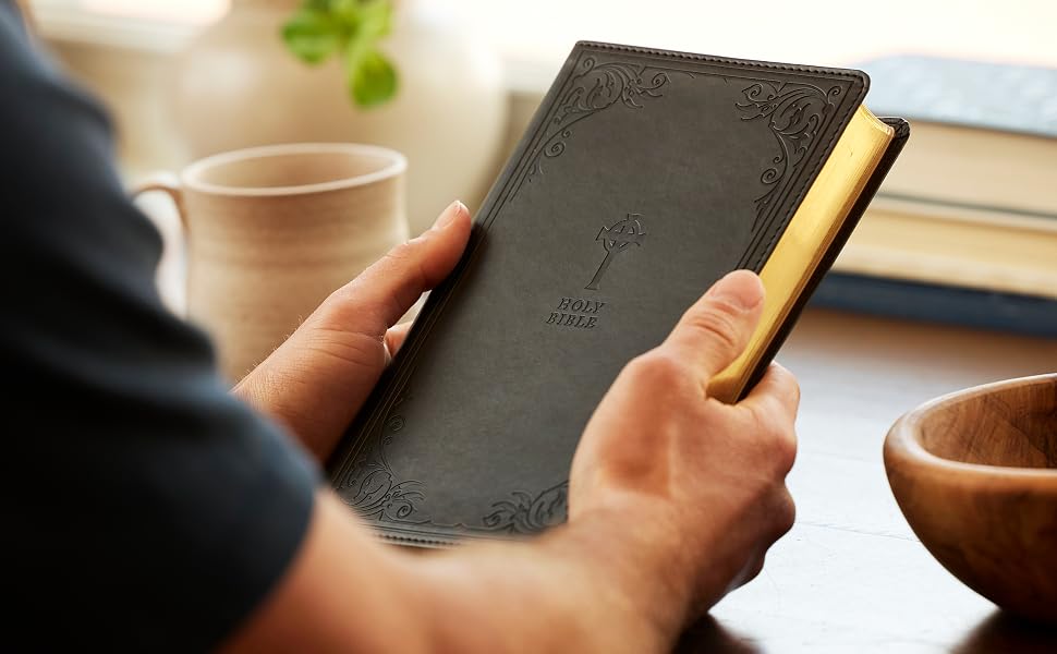 NRSV Catholic Bible - Gift Edition (Black) with Gold-Gilded Page Edges