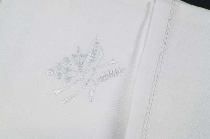Embroidered grapes and wheat design. (3 per pack) - JMJ Catholic Products#variant