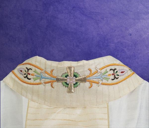 Silk Hand Embroidered Chasuble - JMJ Catholic Productsvariant